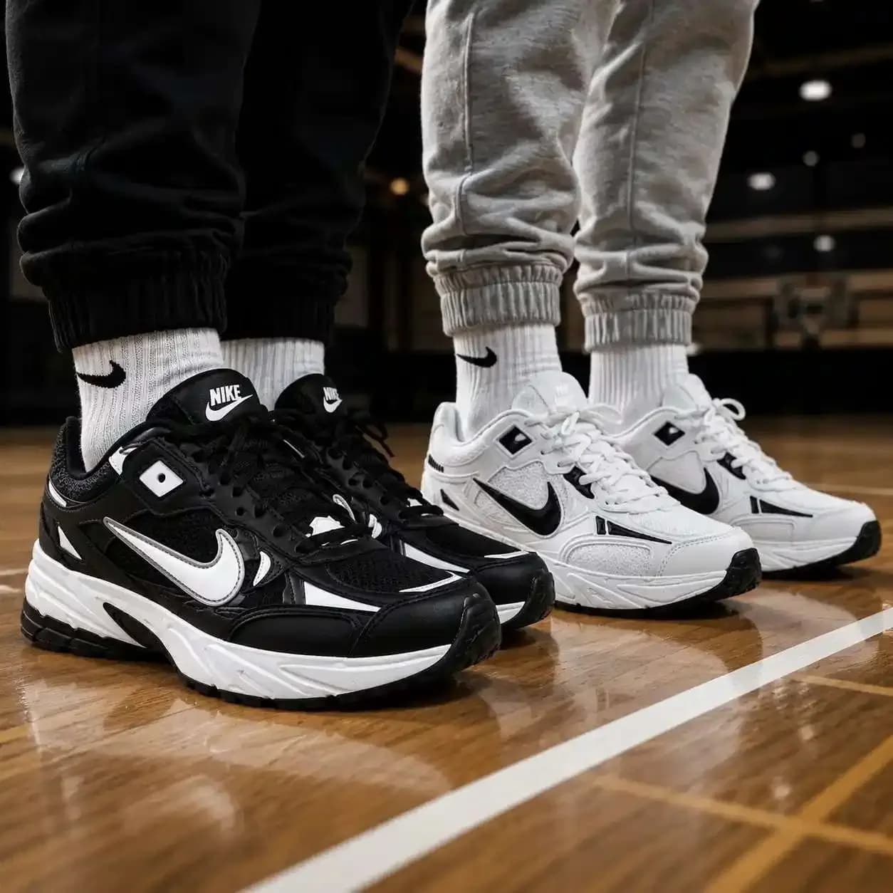 کفش مردانه NIKE مدل Air Monarch